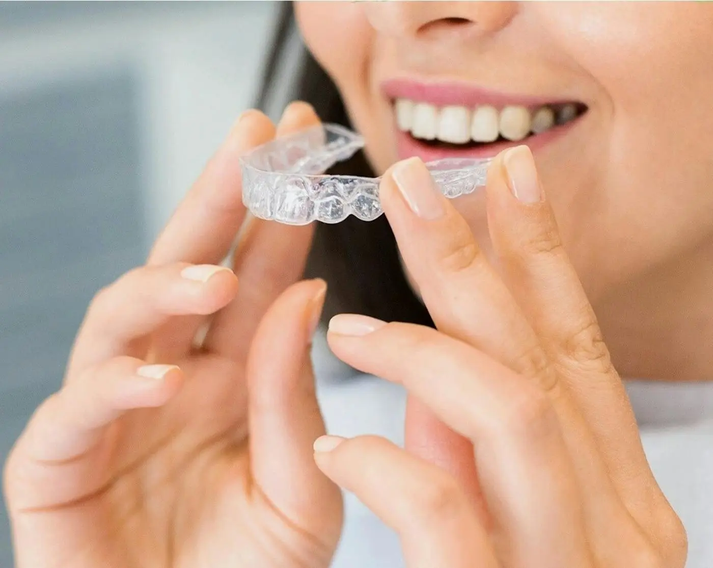Straighter Teeth.
No Metal. No Guesswork.